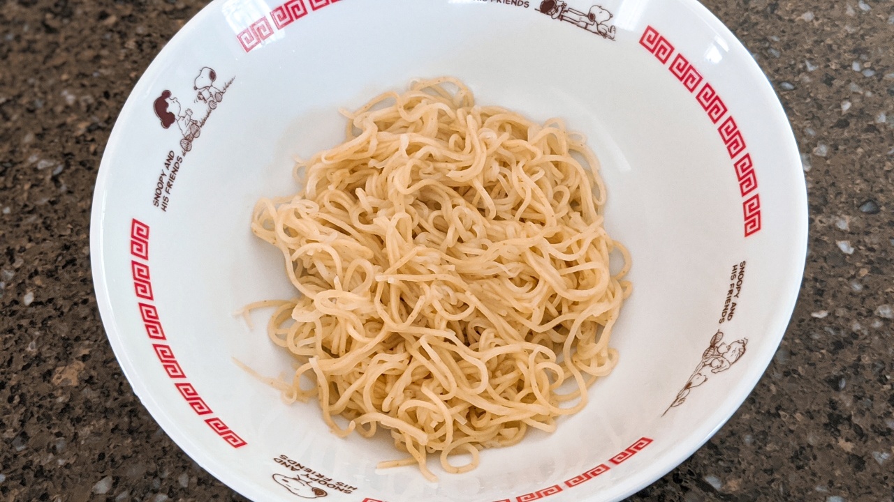 茹でた乾燥中国麺