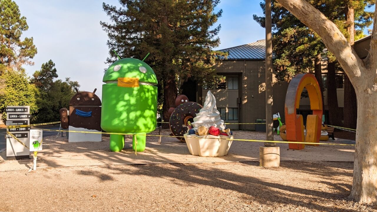 Google Android Statues Square